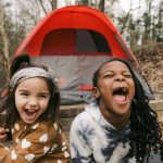 Camping ou gîte : comment choisir pour des vacances avec enfants