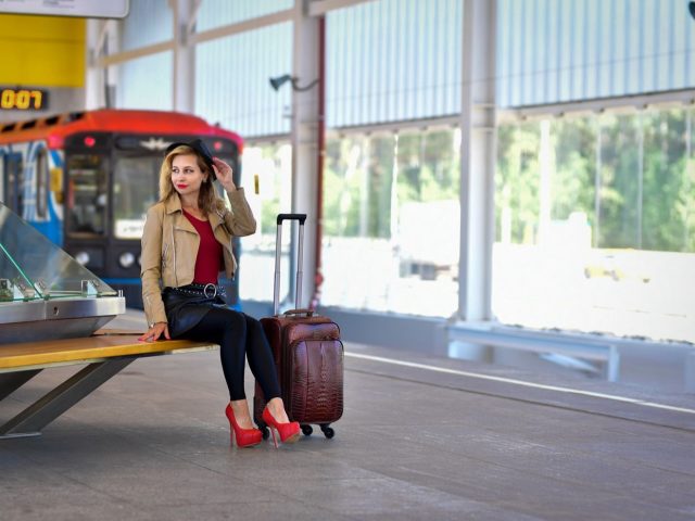 Train ou bus : comparer coût, durée et confort